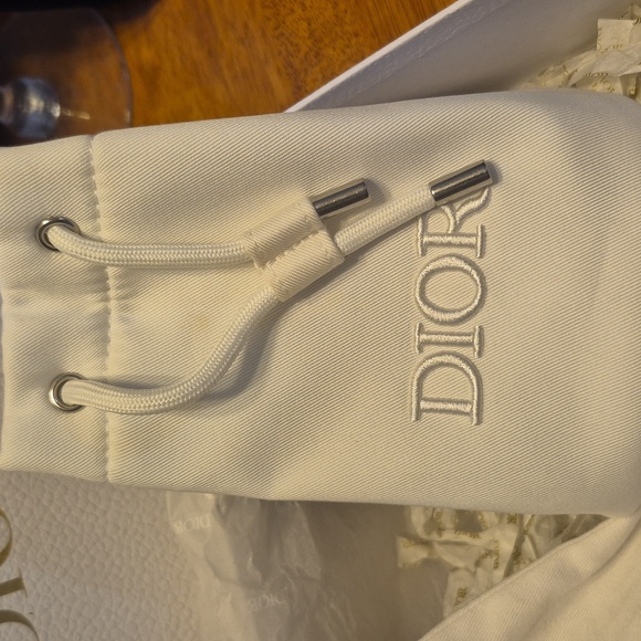 NWE DIOR BEAUTY BUNDLE. - Picture 2 of 13